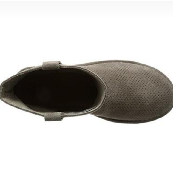 NEW UGG Classic Unlined Mini Perf Sz9 Boot, Mole - Picture 5 of 5